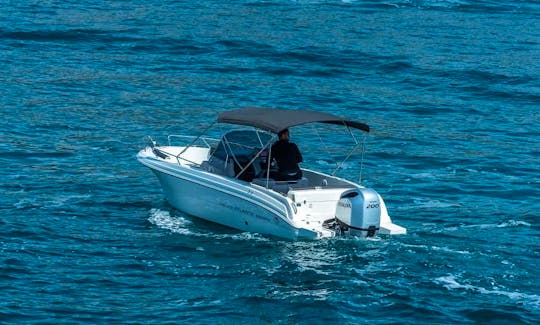 Rent Atlantic Marine 670 Powerboat with 200 Hp Honda Engine in Trogir - 10 People Capacity - With Skipper Available!!