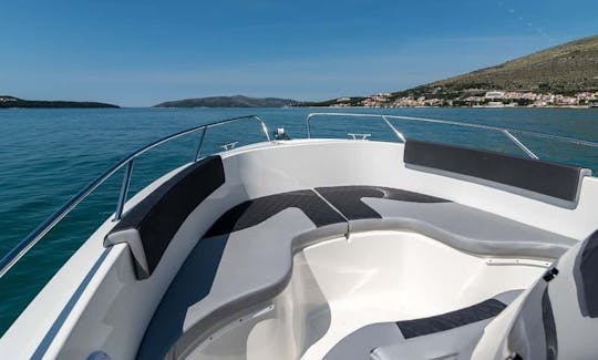 Rent Atlantic Marine 670 Powerboat with 200 Hp Honda Engine in Trogir - 10 People Capacity - With Skipper Available!!
