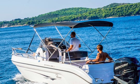 Ranieri 22 Shadow Powerboat - 8 Person Capacity - Rent in Dubrovnik, Croatia!