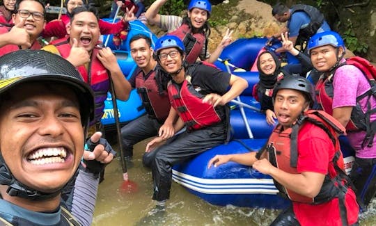 3 Hours Whitewater Rafting Trip on Kampar River, Perak in Gopeng