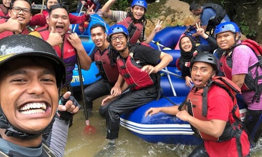 3 Hours Whitewater Rafting Trip on Kampar River, Perak in Gopeng