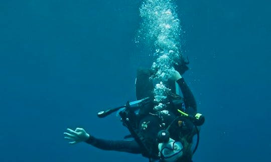 PADI Diving Courses with Professional Dive Instructor in Bali, Indonesia!