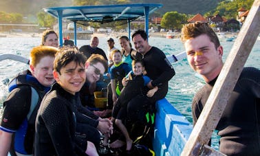 Excursions de plongée avec tuba au lever ou au coucher du soleil à Gili Mimpang ou Nusa Penida, Bali, Indonésie