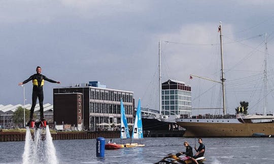 20-Minutes Flyboarding Ride in Heerhugowaard, Noord-Holland!