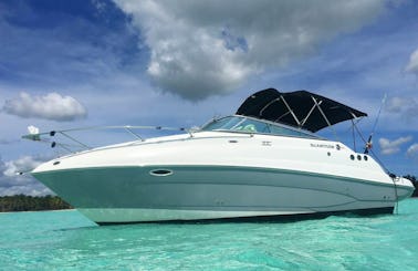 VIP-Yachting for up to 8 People in Santo Domingo, Boca Chica