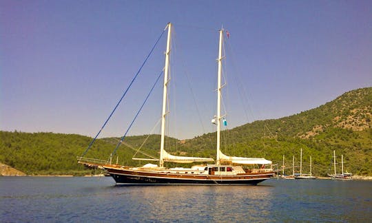 Charter the 130ft "Kaya Guneri" Gulet in Marmaris, Muğla
