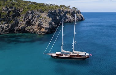 Book the 136ft "Satori" Gulet in Turkey for 10 person!