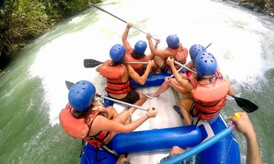 Book the Whitewater Rafting Trip in Cahabon River!