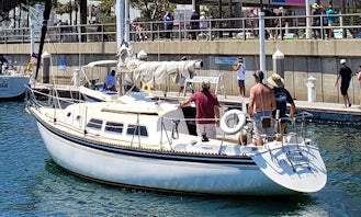 Private Sailing Charter w/ Captain up to 6 ppl, Long Beach- 33' Sailboat!