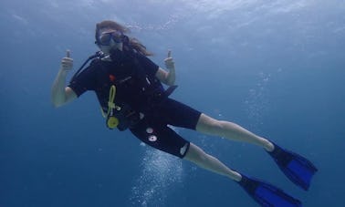 Discover Scuba Diving and Open Water Diver Course in Tambon Karon, Phuket!