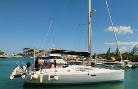 Crewed Charter On 42' Jeanneau Sun Odyssey In Cancún, Quintana Roo