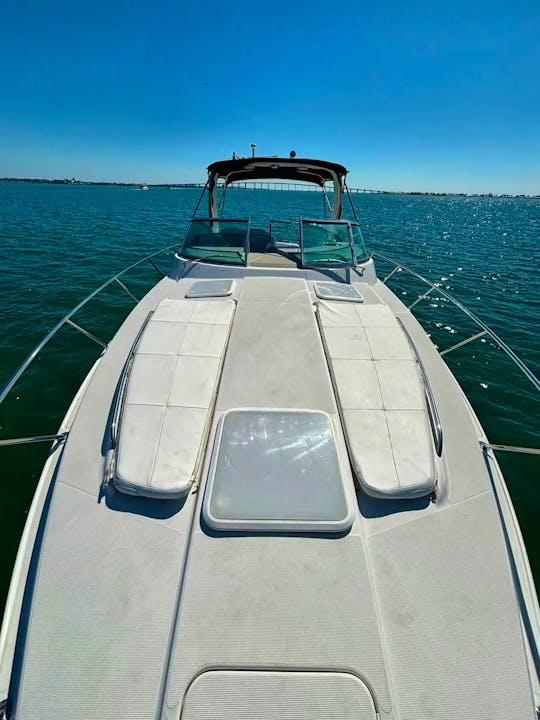 Formula 36ft Yacht - Up to 13 people in Miami! Enjoy your day with us!