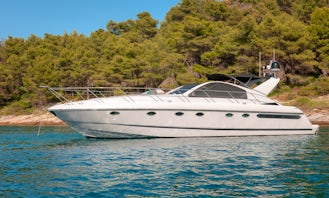 Charter The Motor Yacht Fairline Targa 48 - La Pietra in Podstrana, Croatia
