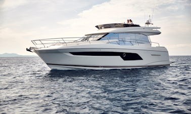 Charter Prestige 520 - Firefly Motor Yacht for 7 People in Podstrana, Croatia