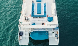Spacious Power Catamaran Rental in Dubai for 50 person!