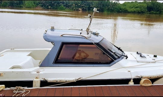 Fuel Efficient 5 Seater Power Boat for Rent in Can Tho, Vietnam