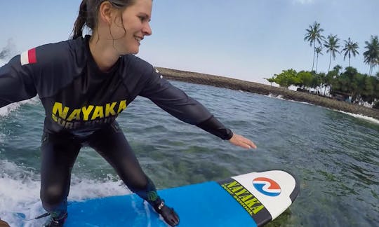 Learn how to surfing with private instructor in Senggigi Lombok