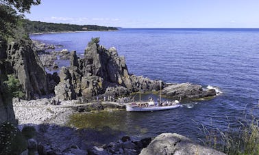 Excursions en bateau sur l'île de Gudhjem