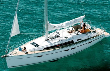 Sailing Charter - 46' Bavaria Cruiser for 9 People in Alimos, Greece
