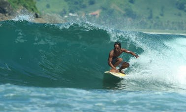 ¡Clase de surf de 2 horas en la playa de Selong Belanak, Praya Barat Nusa!