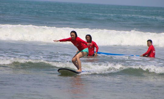 Surfing Lesson for 120 Minutes in Kuta, Bali!