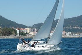 Sail Around in Vigo, Galicia on 31ft Elan Performance Cruising Monohull