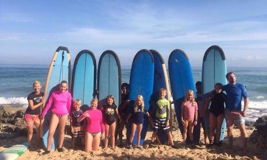 2 heures de cours de surf avec des entraîneurs expérimentés à Kecamatan Kuta Selatan, Bali !