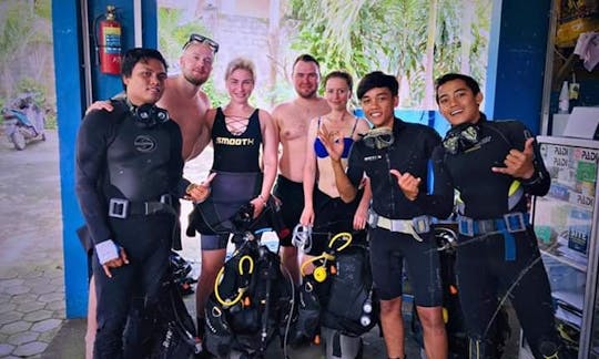 ¡Viaje de buceo en Tulamben, Bali! Guiado por un equipo profesional con 20 años de experiencia en buceo