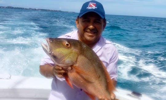 Private Fishing Charter  for 6 People With Experienced Captain in Cancún, Mexico