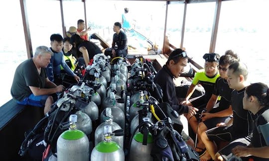 Maravilloso buceo en Matajang, Nusa Tenggara Barat