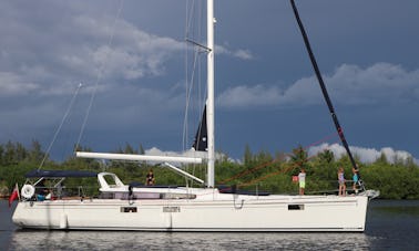 Aluguel de iate à vela de luxo Beneteau Sense 55 em George Town, Ilhas Cayman