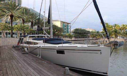 Luxury Beneteau Sense 55 Sailing Yacht Rental in George Town, Cayman Islands