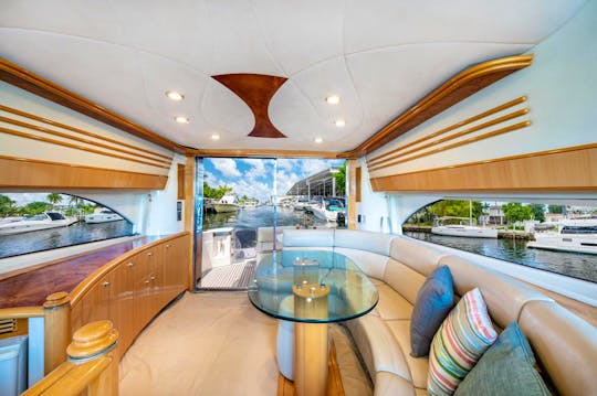 50' Flybridge - Close to the Bay!!