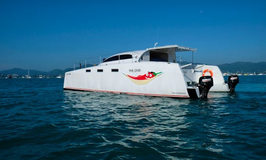 Faraway Yachting Comfortable & fast power cat