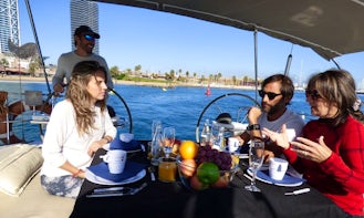Sail & Breakfast 10am to 12am in Barcelona