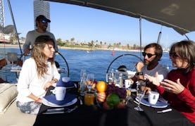 Sail & Breakfast 10am to 12am in Barcelona