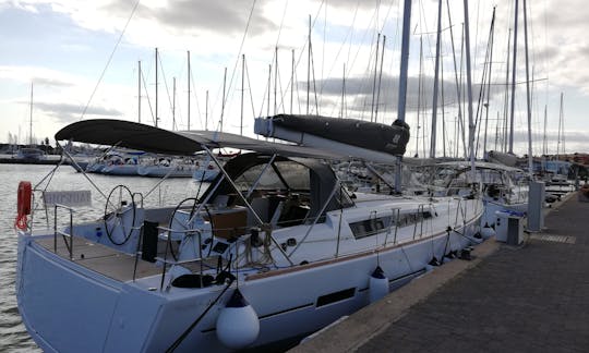 Dufour Grand Large 460 Cruising Monohull Charter "Elisabeth" in Lefkada, Greece