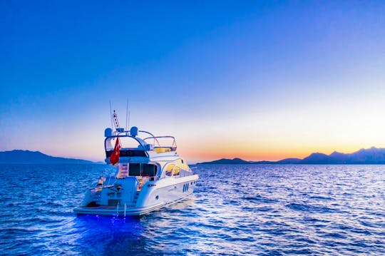 65ft Luxury Motor yacht for 6 guests in Bodrum 