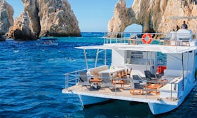  5 star prívate Catamaran Tour, captain + fuel + handeck included in quote..