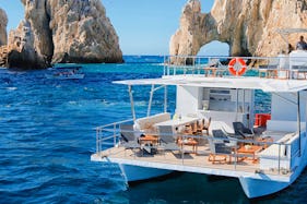  5 star prívate Catamaran Tour, captain + fuel + handeck included in quote..