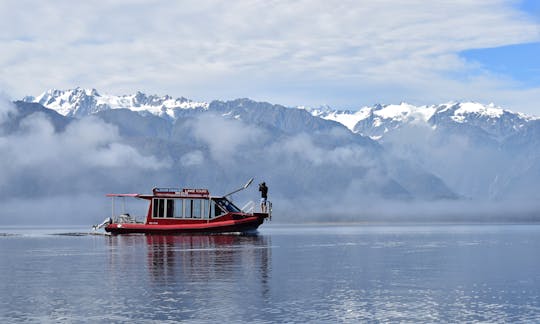 The Hanna-K, Cruise on Lake Mapourika