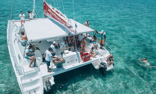 Louez un catamaran de croisière de 10 passagers à Trou d'Eau Douce, à Maurice