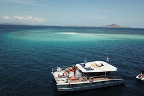Catamaran Komodo Relaxing Trip