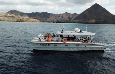 Komodo Day Trips on XPlore 40 Aluminum Power Catamaran!