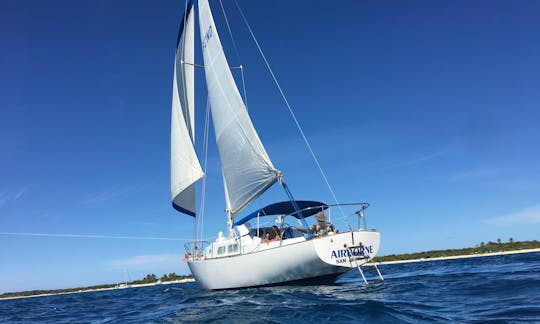 Naviguez en bateau privé à bord d'un sloop Classic 1969 à San Juan, Porto Rico