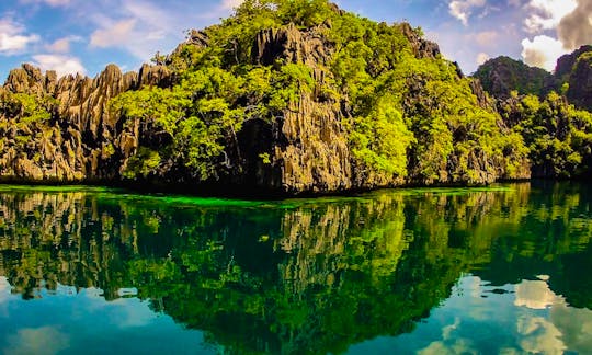 CORON YACHT EXPERIENCE LIVEABOARD