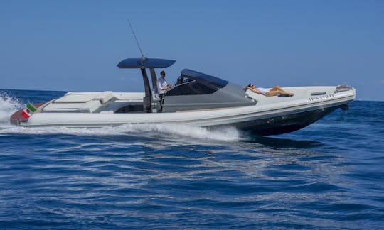 BATEAU MEGA RIB de luxe de 43 pieds ouvert, profitez d'une aventure rapide et passionnante à Ibiza et à Formentera, en Espagne. Meilleur prix du marché.