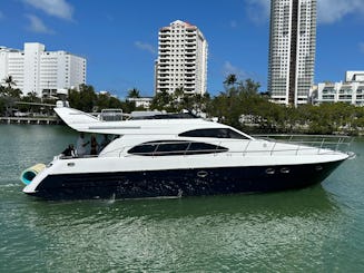 65ft Azimut flybridge Night Club Dance Pole!!