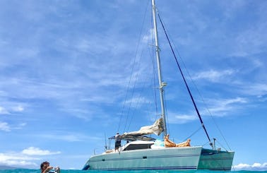 Charter in Waikiki! Experience the ultimate private excursion aboard 1996 42' Catamaran