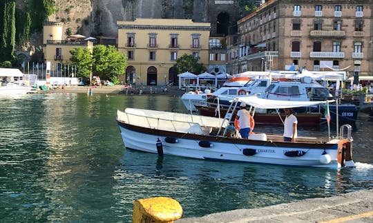 Lancia Fratelli Aprea 26' Motor Yacht in Sorrento, Italy